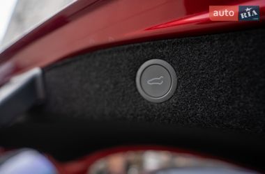 Седан Tesla Model 3 2024 в Киеве