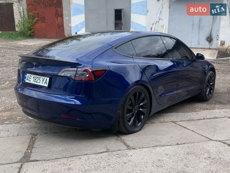 Седан Tesla Model 3 2019 в Кривом Роге