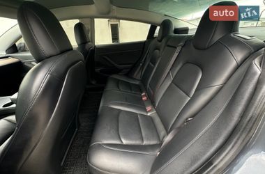 Седан Tesla Model 3 2021 в Луцке