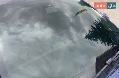 Седан Tesla Model 3 2017 в Валках