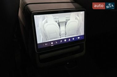 Седан Tesla Model 3 2025 в Одессе