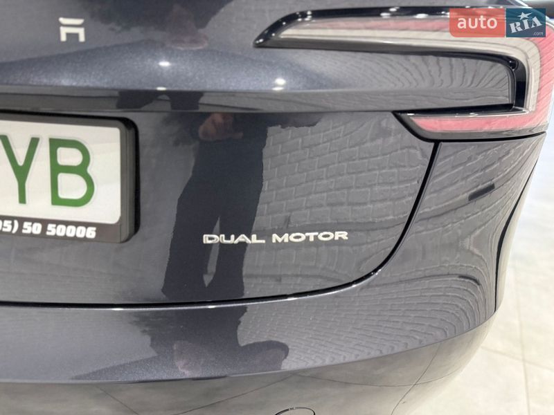 Седан Tesla Model 3 2025 в Одессе