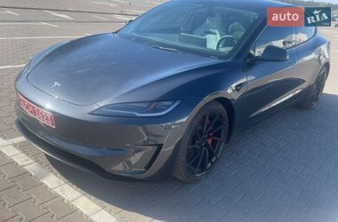 Седан Tesla Model 3 2024 в Киеве