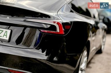 Седан Tesla Model 3 2024 в Харькове