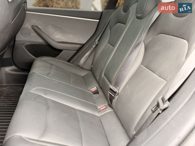 Седан Tesla Model 3 2024 в Харькове