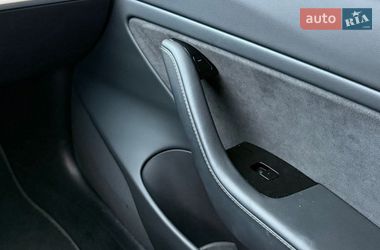 Седан Tesla Model 3 2018 в Хмельницком