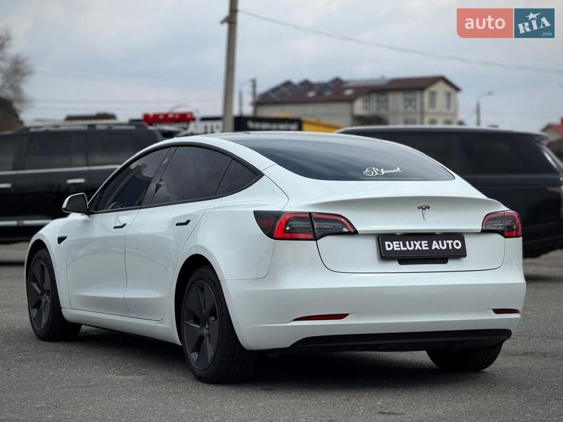 Седан Tesla Model 3 2022 в Киеве фото 26 Седан Tesla Model 3 2022 в Киеве