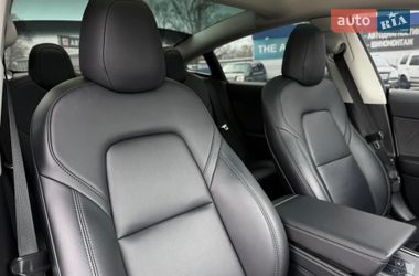 Седан Tesla Model 3 2022 в Киеве фото 48 Седан Tesla Model 3 2022 в Киеве