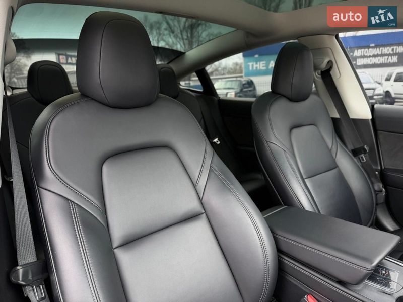 Седан Tesla Model 3 2022 в Киеве фото 48 Седан Tesla Model 3 2022 в Киеве
