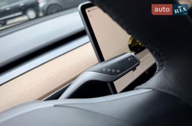 Седан Tesla Model 3 2022 в Киеве фото 43 Седан Tesla Model 3 2022 в Киеве