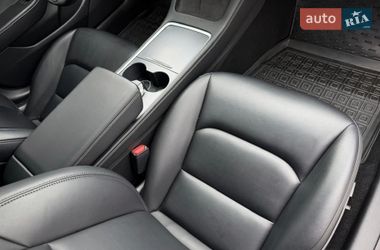 Седан Tesla Model 3 2022 в Киеве фото 56 Седан Tesla Model 3 2022 в Киеве