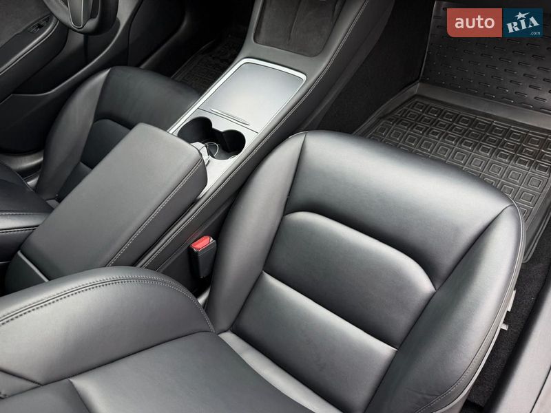Седан Tesla Model 3 2022 в Киеве фото 56 Седан Tesla Model 3 2022 в Киеве