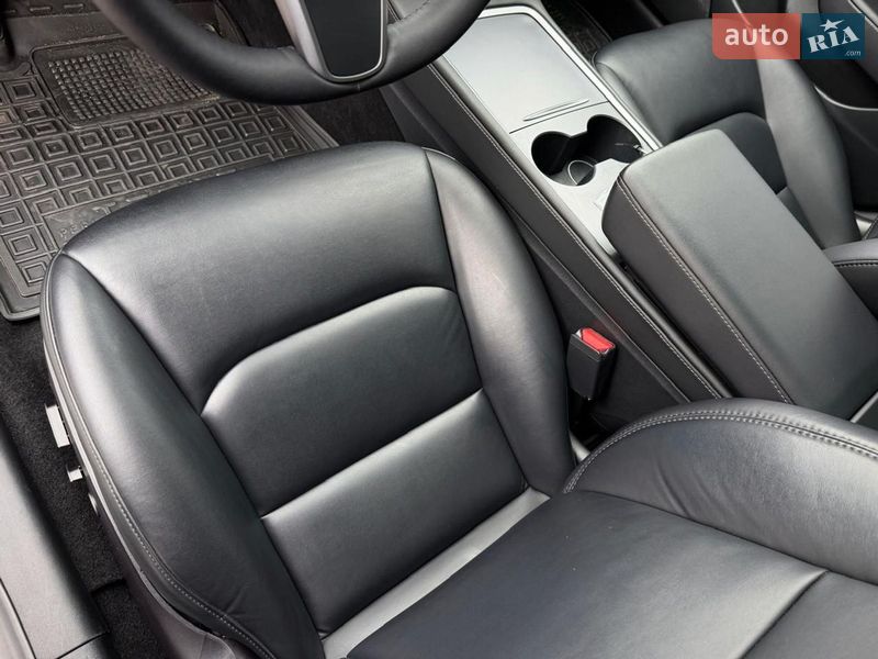 Седан Tesla Model 3 2022 в Киеве фото 69 Седан Tesla Model 3 2022 в Киеве