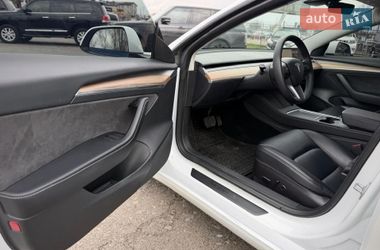Седан Tesla Model 3 2022 в Киеве фото 72 Седан Tesla Model 3 2022 в Киеве