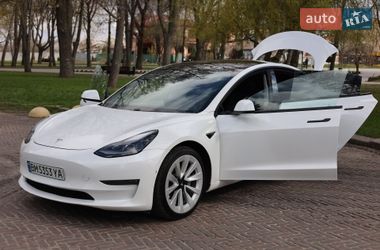 Седан Tesla Model 3 2021 в Конотопе