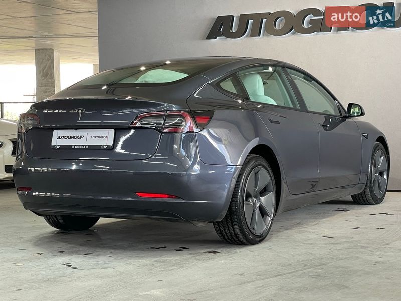Седан Tesla Model 3 2022 в Одесі