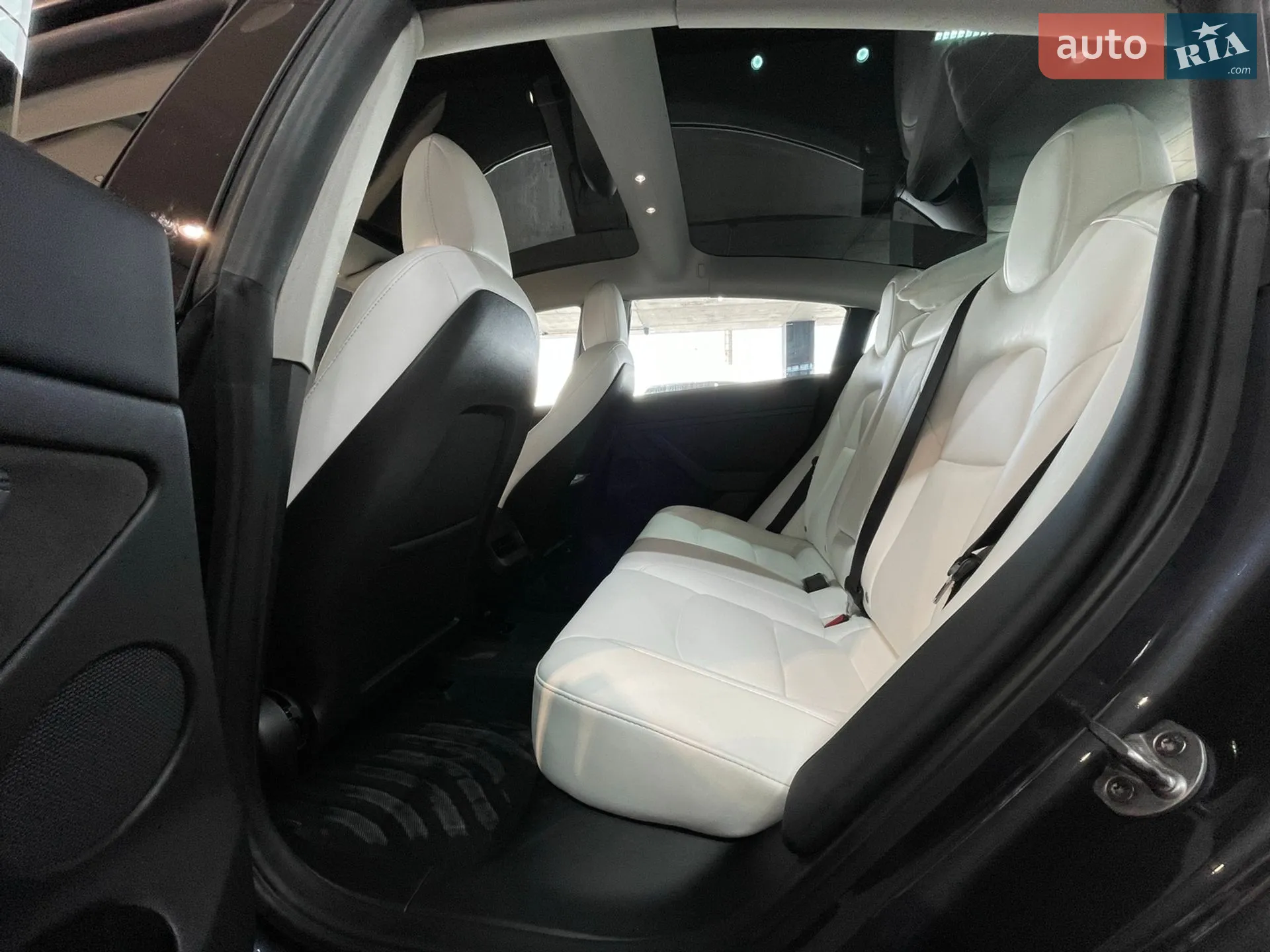 2022 Tesla Model 3 - мініатюра 14