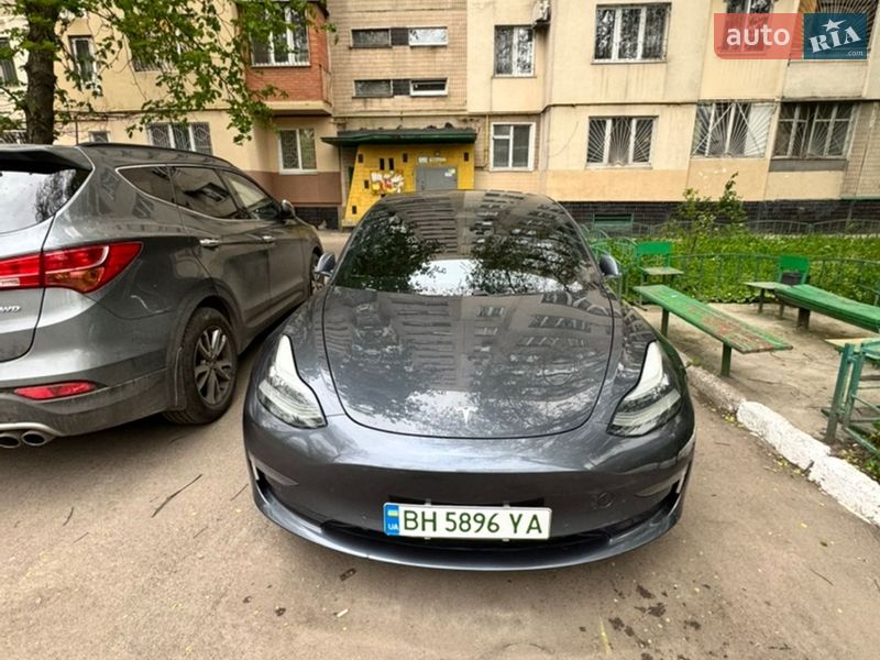 Седан Tesla Model 3 2020 в Одессе