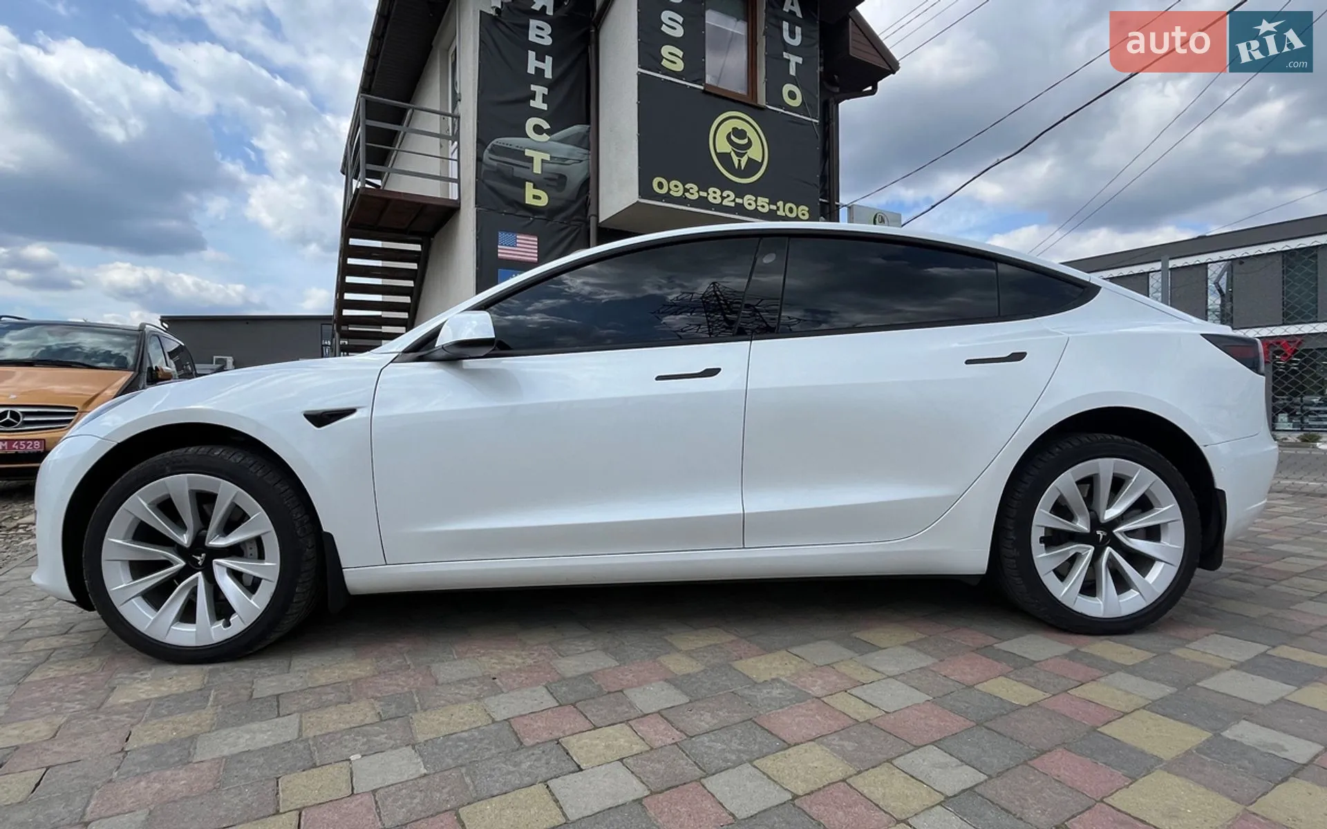 2021 Tesla Model 3 - мініатюра 4