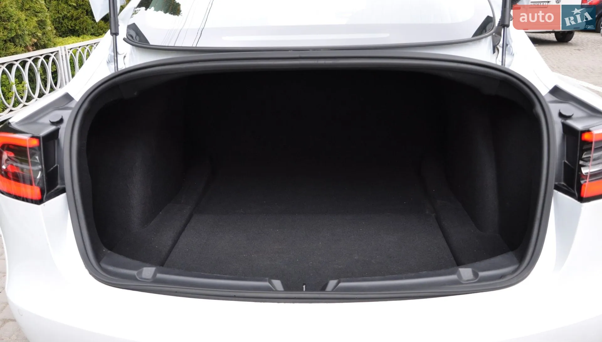 2019 Tesla Model 3 - мініатюра 6