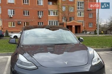 Седан Tesla Model 3 2023 в Киеве