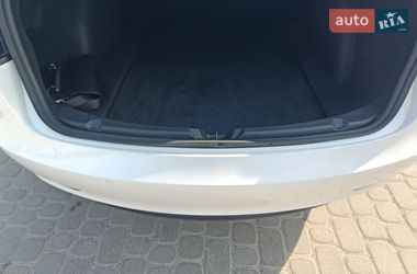 Седан Tesla Model 3 2020 в Львове