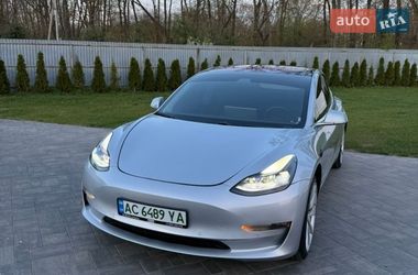 Седан Tesla Model 3 2018 в Луцьку