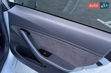 Седан Tesla Model 3 2018 в Луцьку