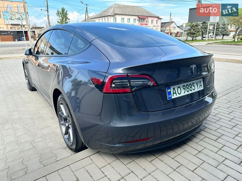 Седан Tesla Model 3 2022 в Виноградове