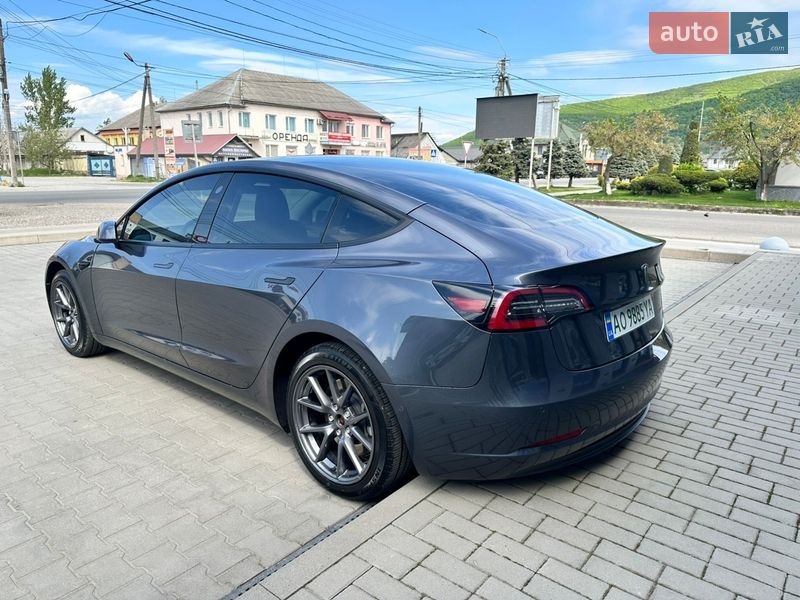 Седан Tesla Model 3 2022 в Виноградове