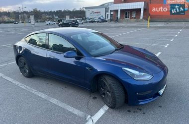 Седан Tesla Model 3 2020 в Броварах