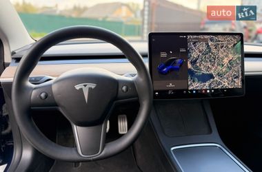 Седан Tesla Model 3 2023 в Киеве