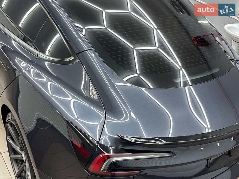 Седан Tesla Model 3 2024 в Черноморске