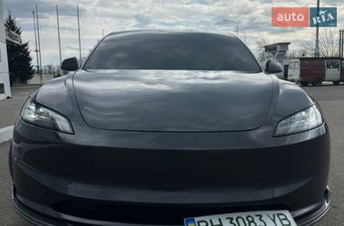 Седан Tesla Model 3 2024 в Черноморске