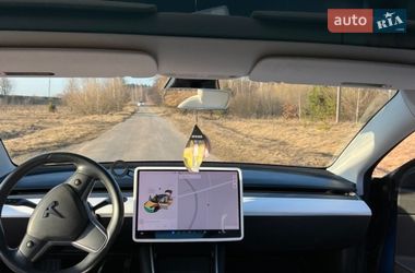 Седан Tesla Model 3 2018 в Вінниці