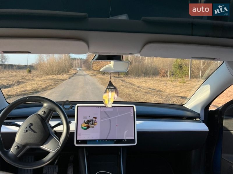 Седан Tesla Model 3 2018 в Вінниці