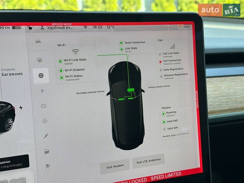 Седан Tesla Model 3 2021 в Луцке