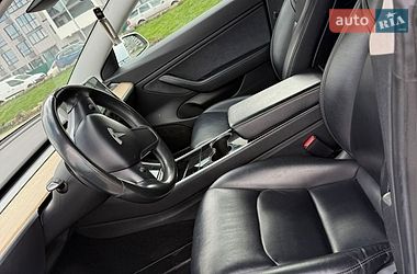 Седан Tesla Model 3 2018 в Киеве