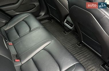 Седан Tesla Model 3 2022 в Львові