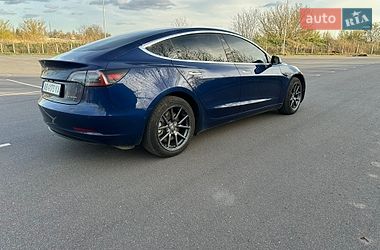 Седан Tesla Model 3 2018 в Вінниці