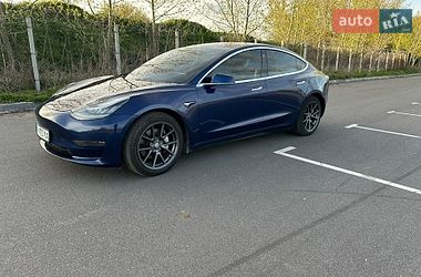 Седан Tesla Model 3 2018 в Вінниці