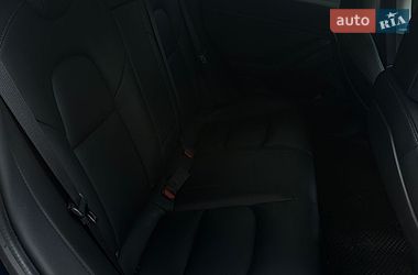 Седан Tesla Model 3 2021 в Киеве
