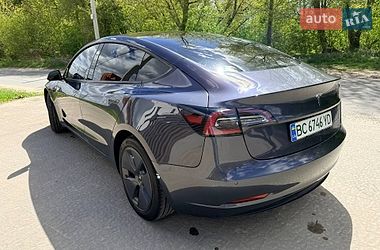 Седан Tesla Model 3 2022 в Львові