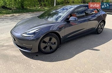 Седан Tesla Model 3 2022 в Львові