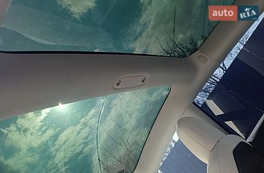 Седан Tesla Model 3 2020 в Киеве