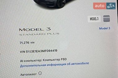 Седан Tesla Model 3 2021 в Киеве