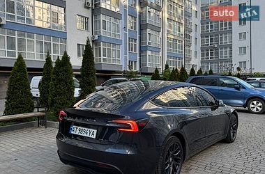 Седан Tesla Model 3 2024 в Ивано-Франковске