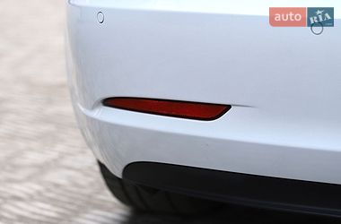Седан Tesla Model 3 2019 в Тернополе
