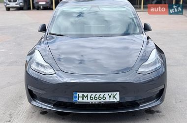 Седан Tesla Model 3 2021 в Сумах