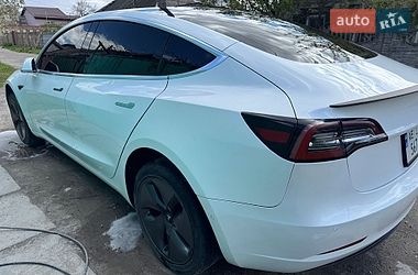 Седан Tesla Model 3 2019 в Днепре